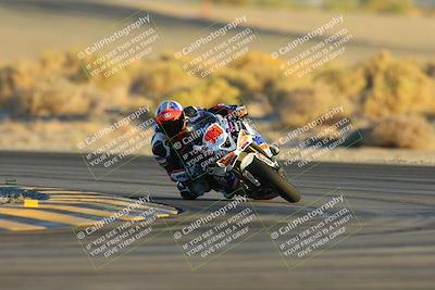 media/Nov-17-2024-CVMA (Sun) [[1fec520723]]/Race 18-Supersport Middleweight/